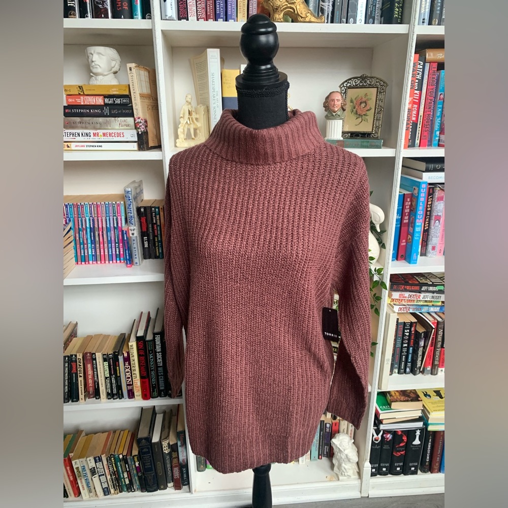 Torrid Sweater - NWT!